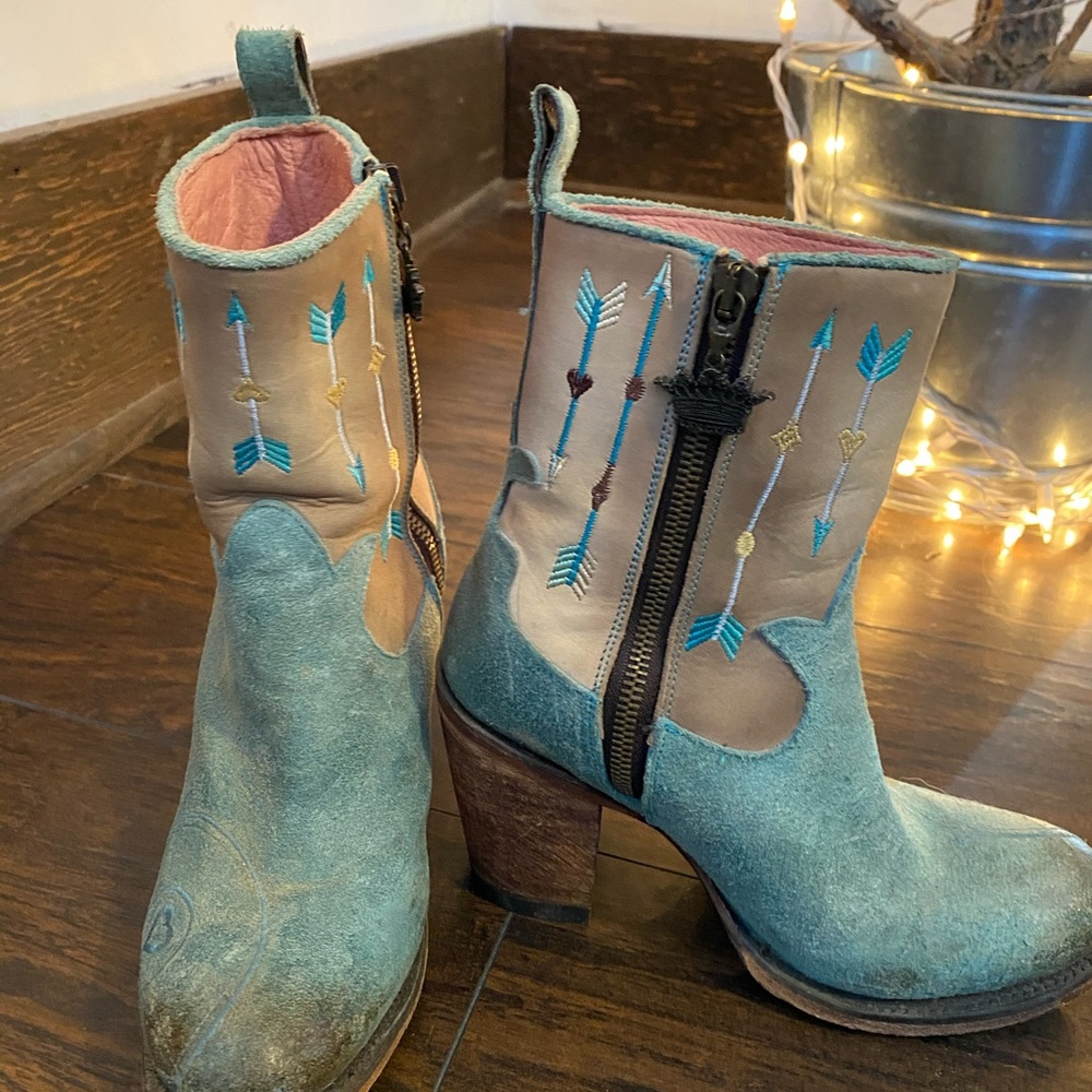 Booties - Picture 3 of 3
